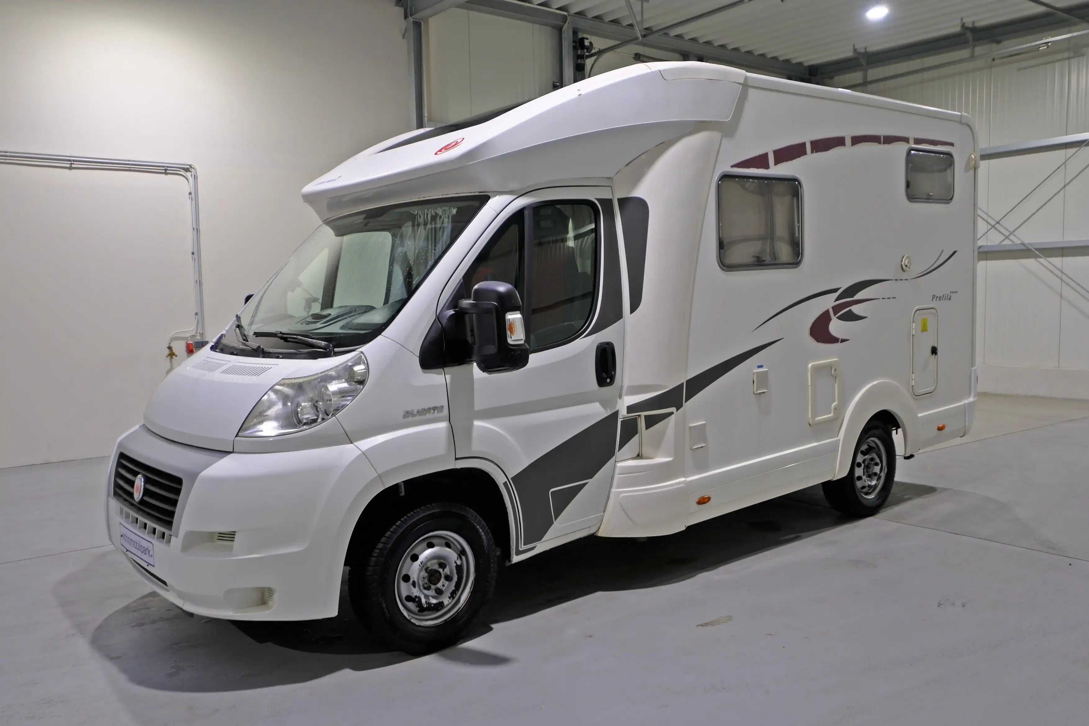 EURAMOBIL Profila T 590 FB